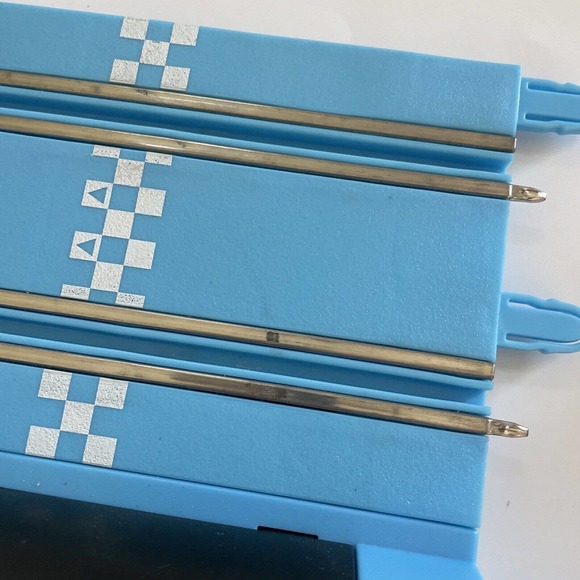 CARRERA TRACK Slot‎ Car Mario Brothers Blue Curves Straight UNTESTED Replacement - Picture 10 of 11